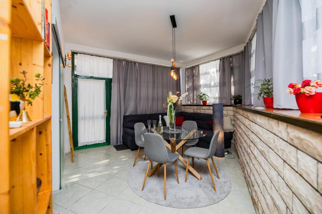 Ferienwohnung Glicinia Šibenik Exterior foto
